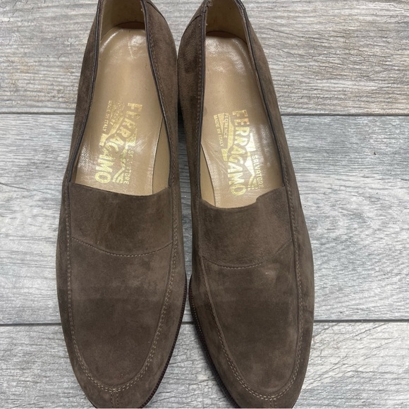 Salvatore Ferragamo suede Loafers sz 7.5 B - Picture 7 of 11